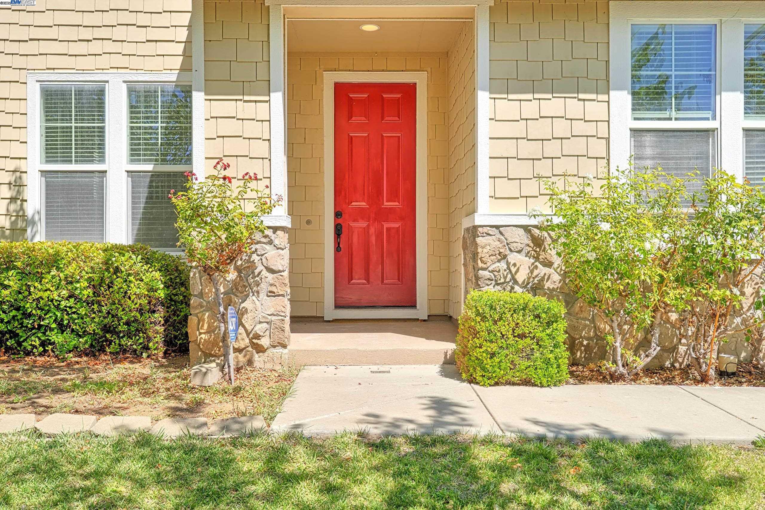 Property Photo: 1357 Tiffany Dr CA 94513