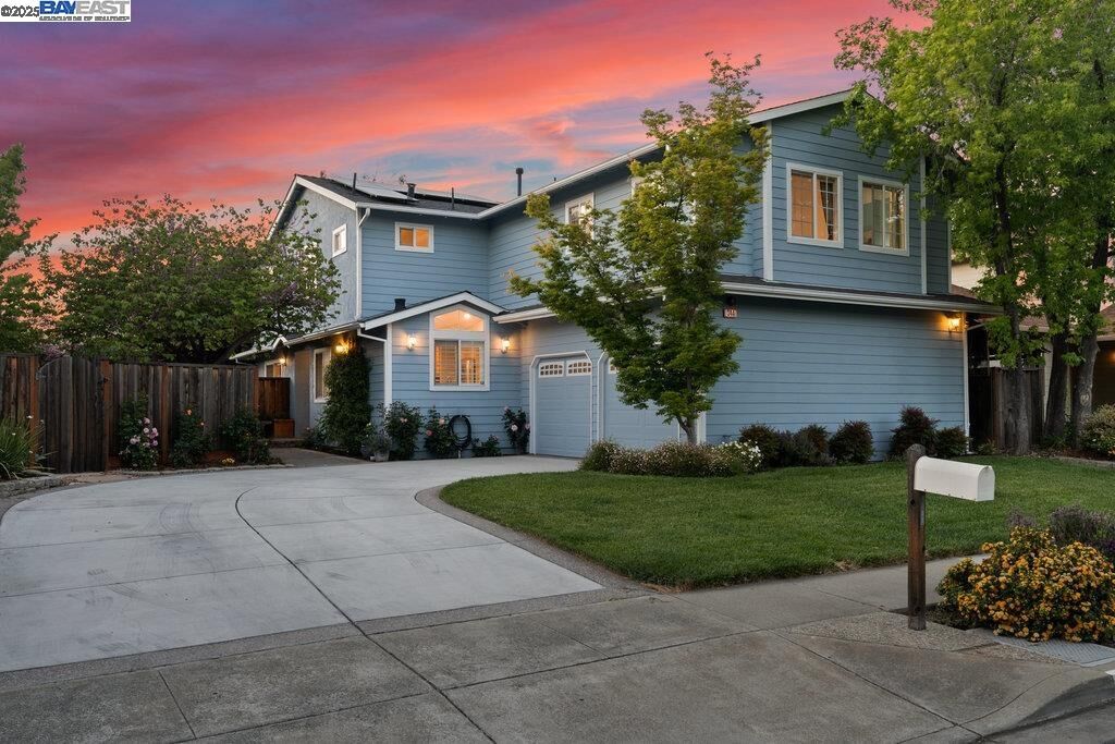 Property Photo:  344 Kansas Way  CA 94539 