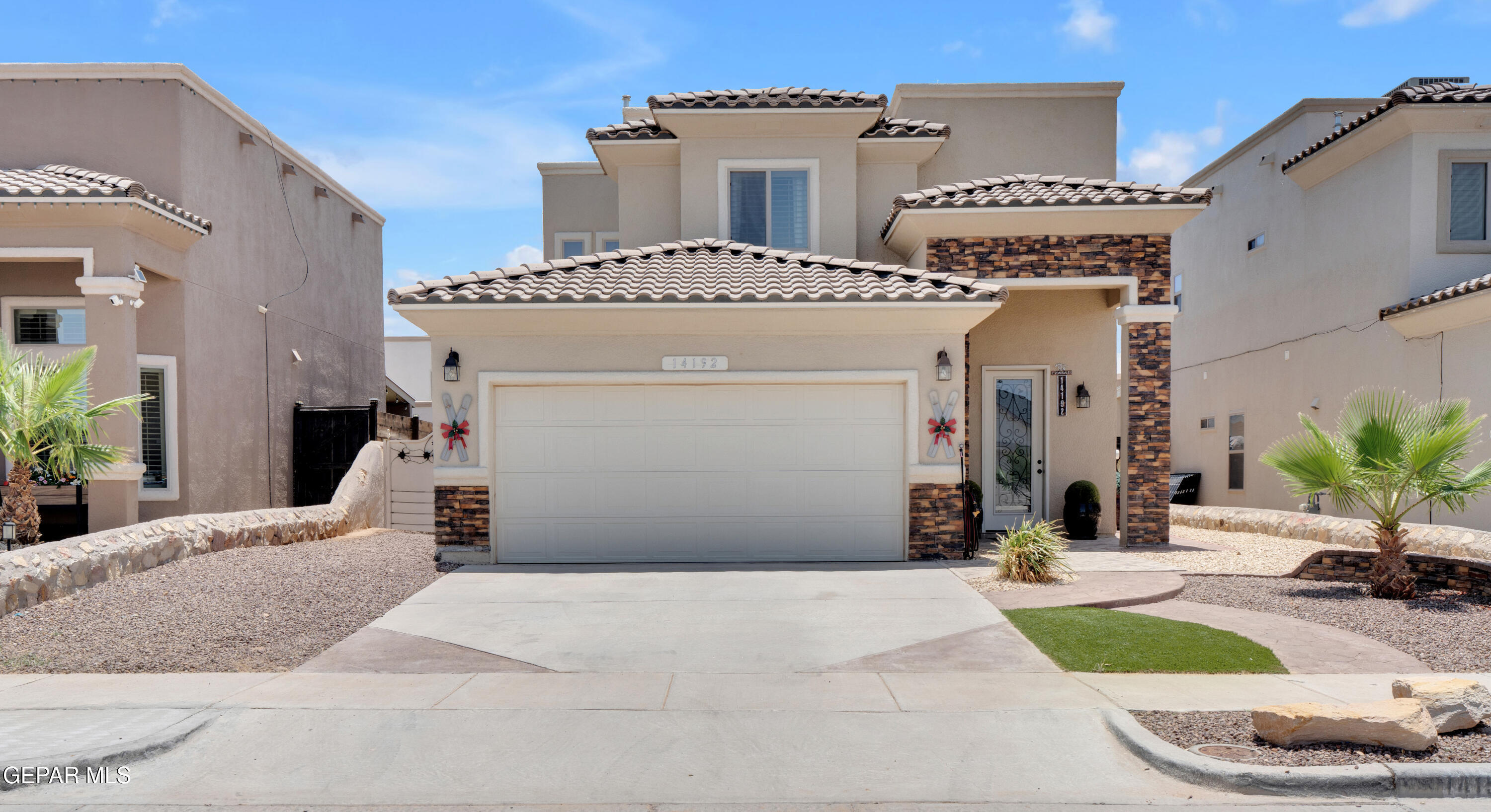 14192 Earl Chokiski  El Paso TX 79938 photo
