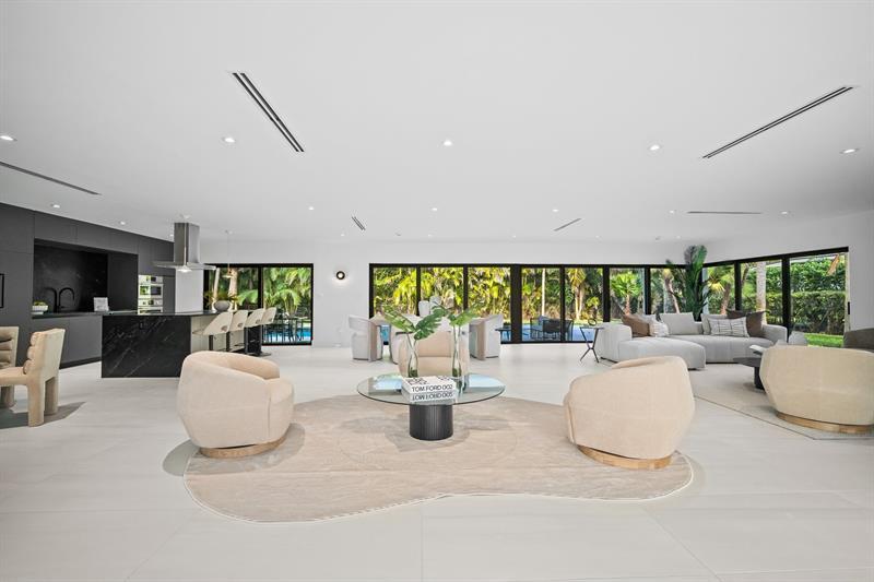 Property Photo: 13845 SW 73rd Ct FL 33158