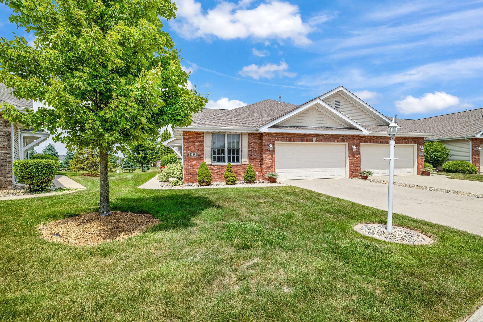 Property Photo: 10692 Scarlett Oak Drive IN 46373