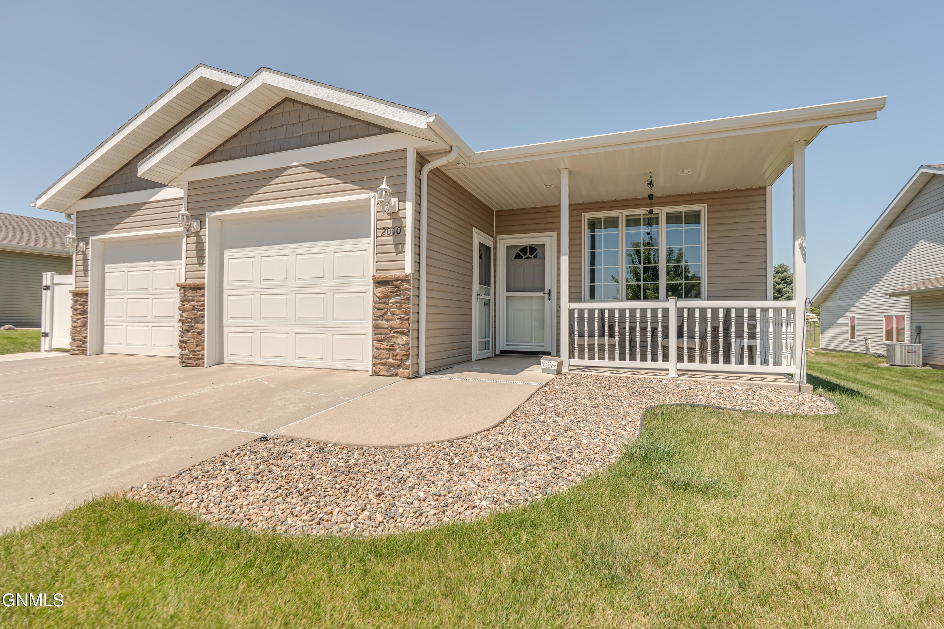 Property Photo: 2010 Calgary Avenue E ND 58503