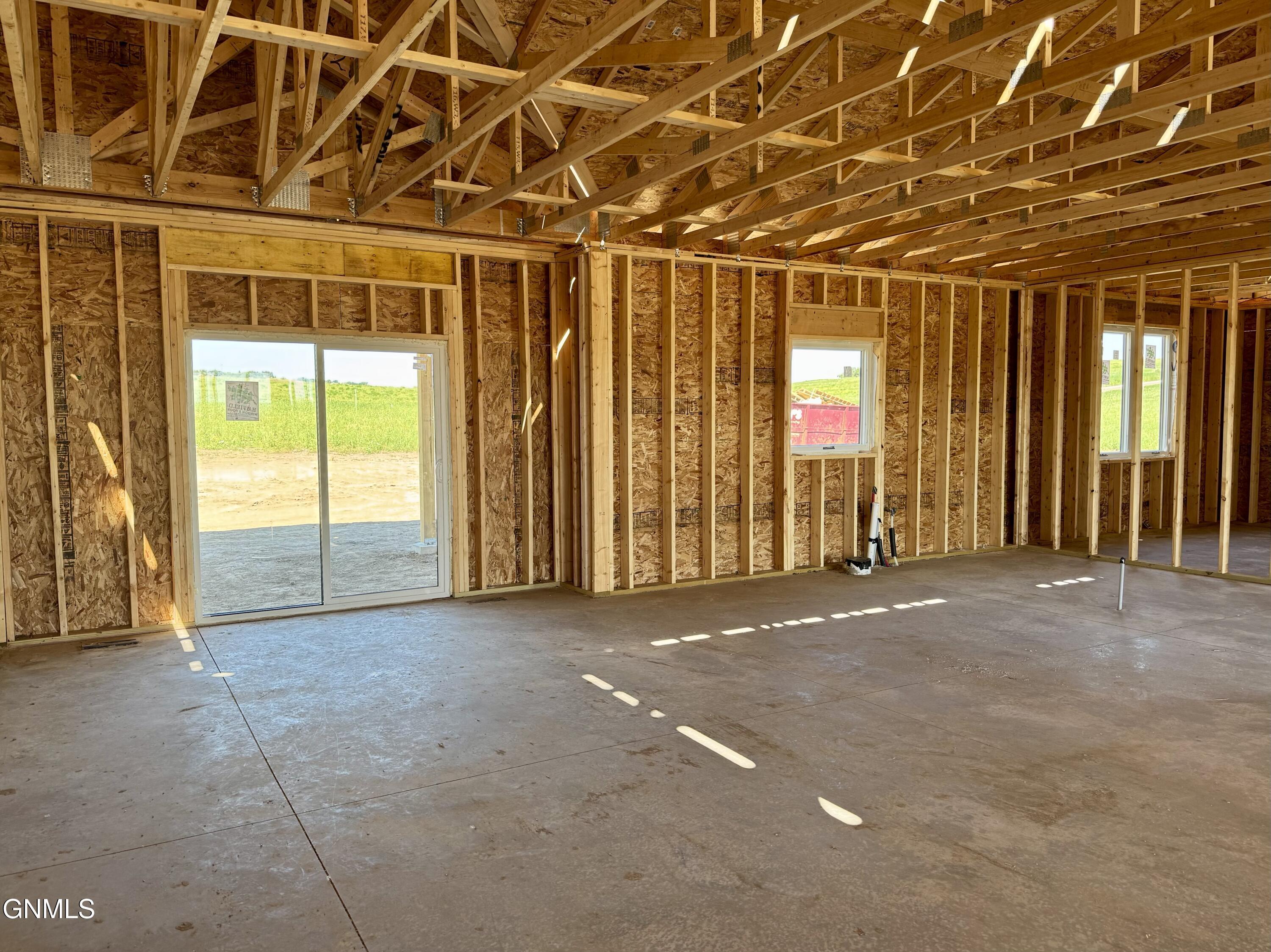 Property Photo: 3607 Silver Leaf Avenue ND 58554