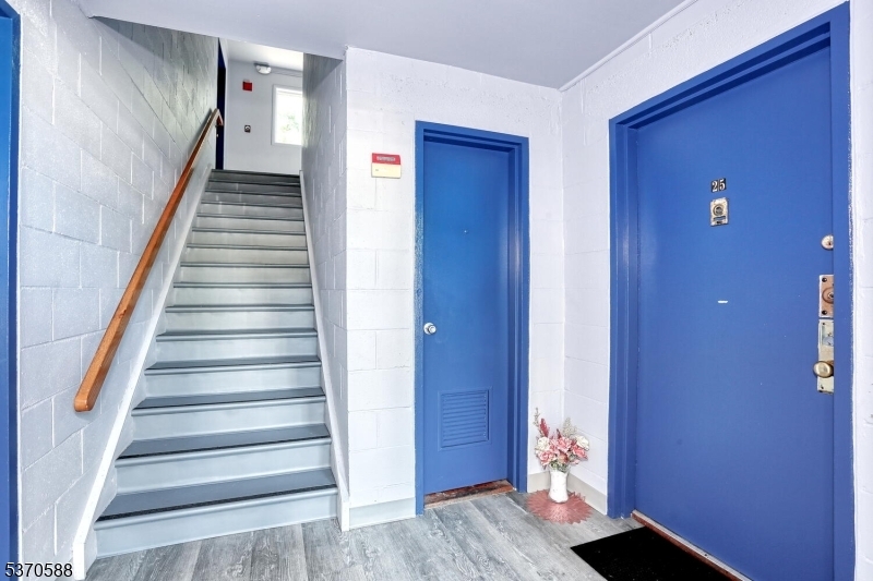 Property Photo: 29 Presidential Dr 29 NJ 07631