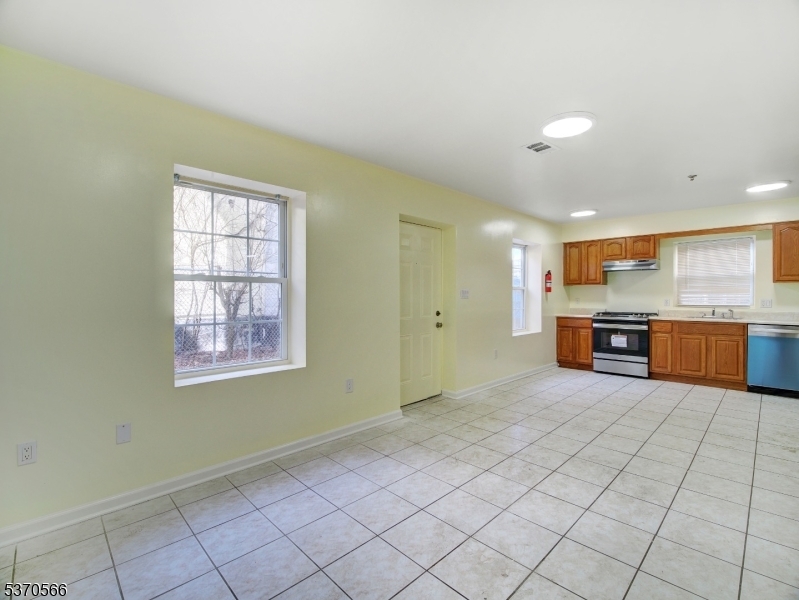 Property Photo: 13 Lisa Ct NJ 07112