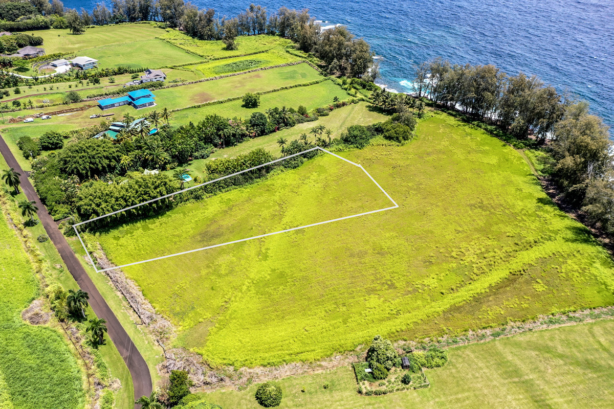 Property Photo: 28-3280 Beach Rd HI 96783