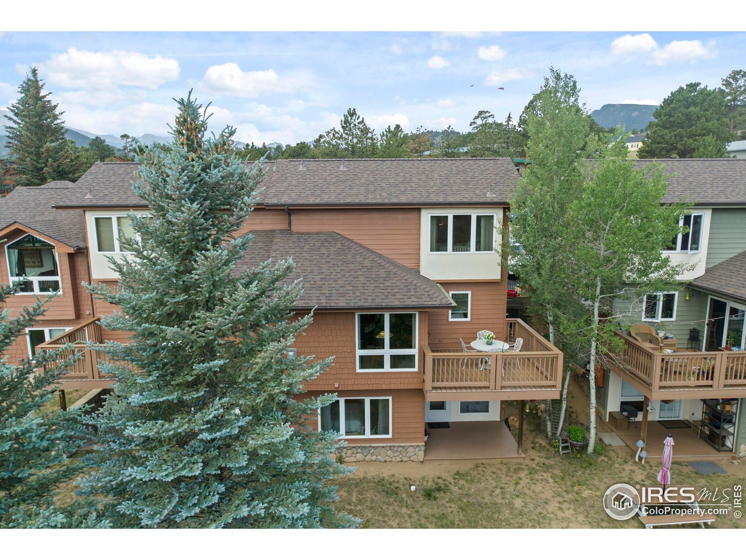 476 Macgregor Ave  Estes Park CO 80517 photo