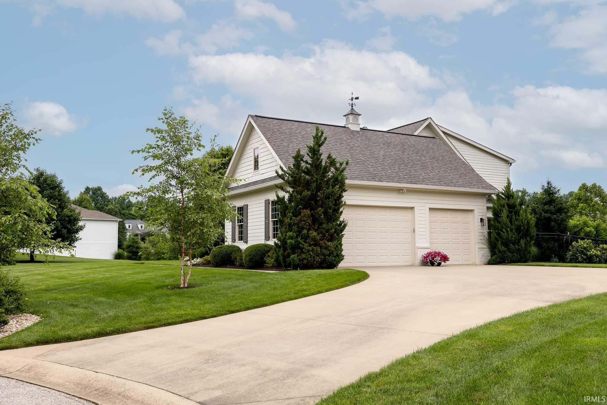 Property Photo: 4030 N Claybrooke Court IN 47408