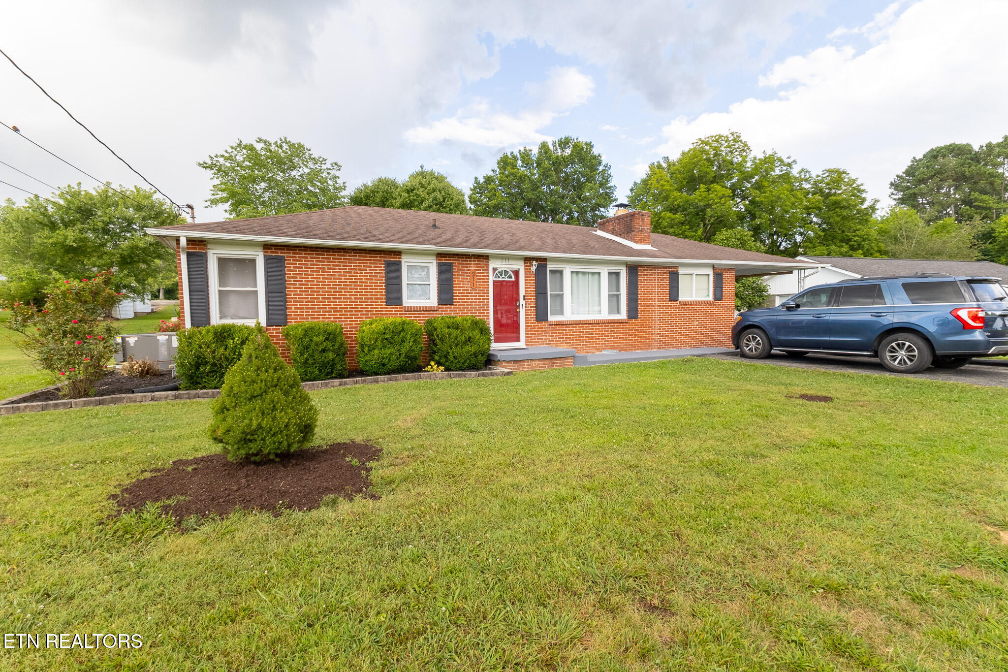 Property Photo: 211 Willowbrook Drive TN 37763