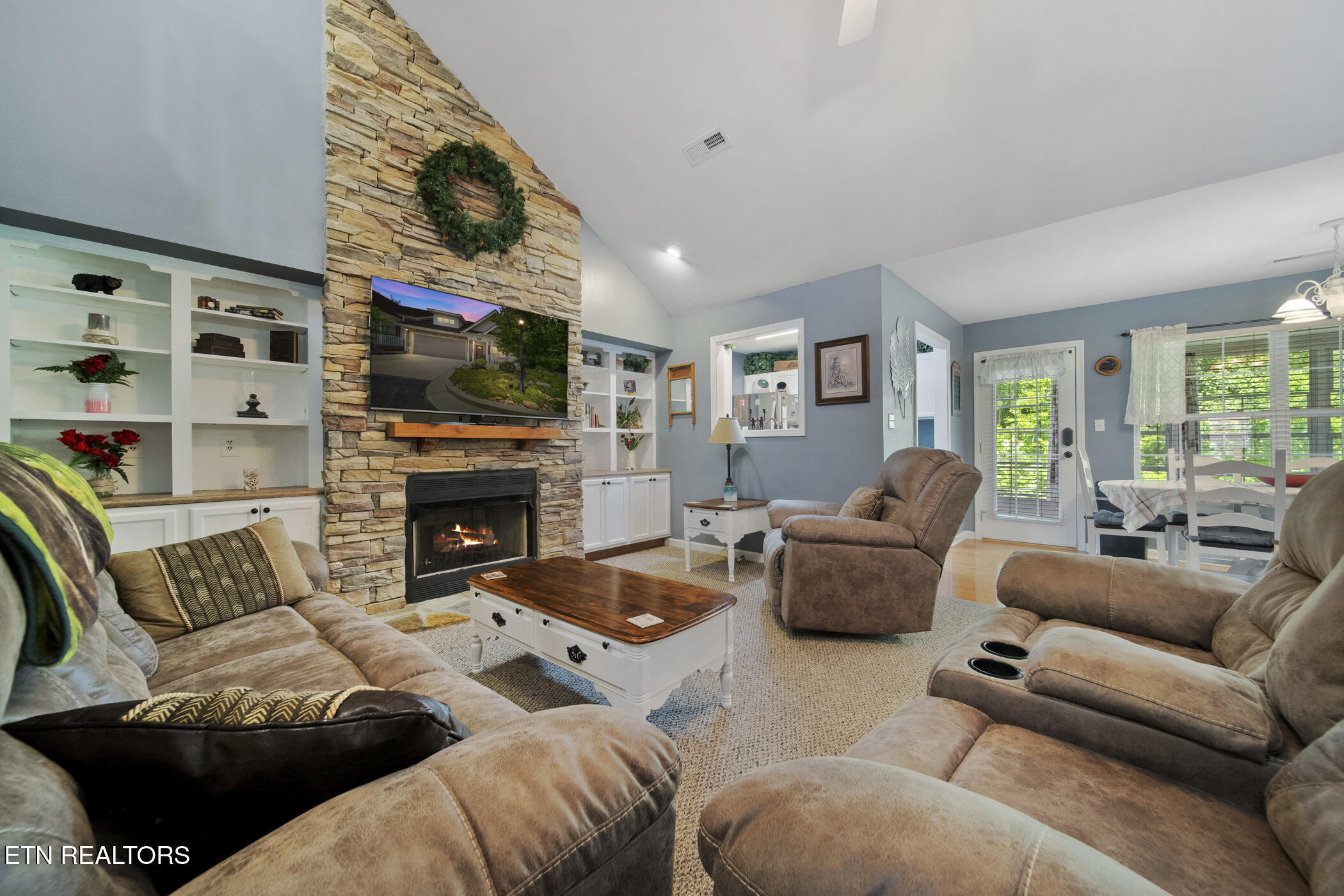Property Photo: 523 Apple View Way 409 TN 37862
