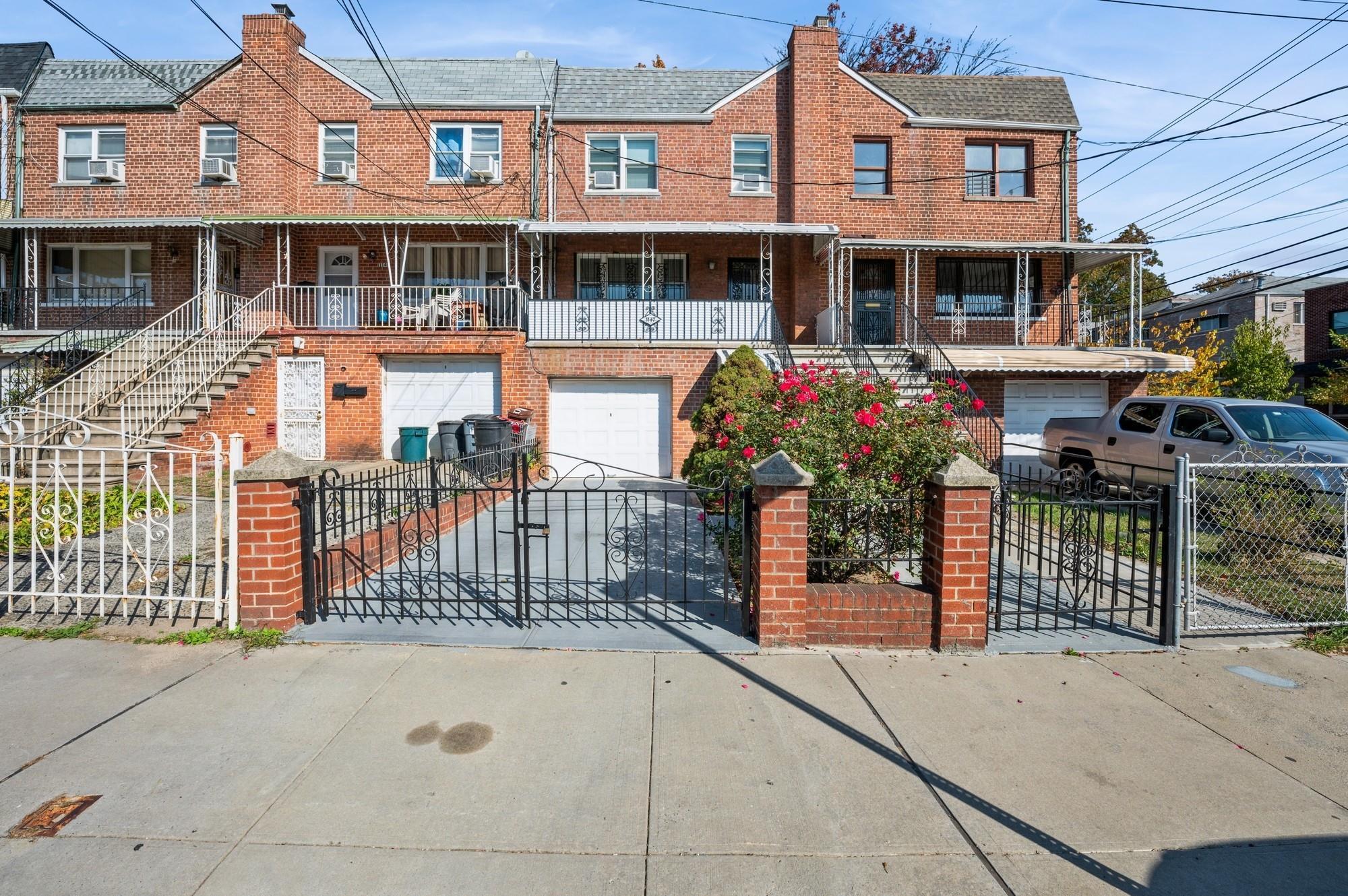 Property Photo: 1149 East 219th Street NY 10469