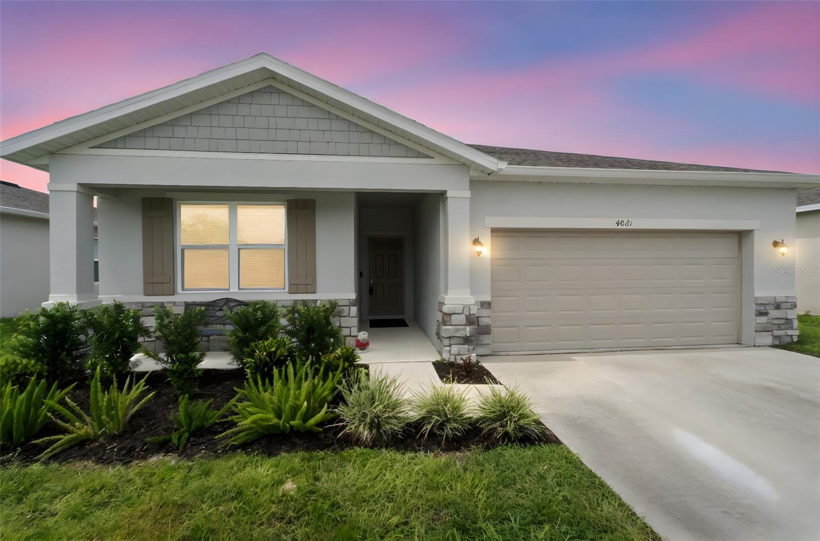 Property Photo: 4021 Mayhill Loop FL 32736