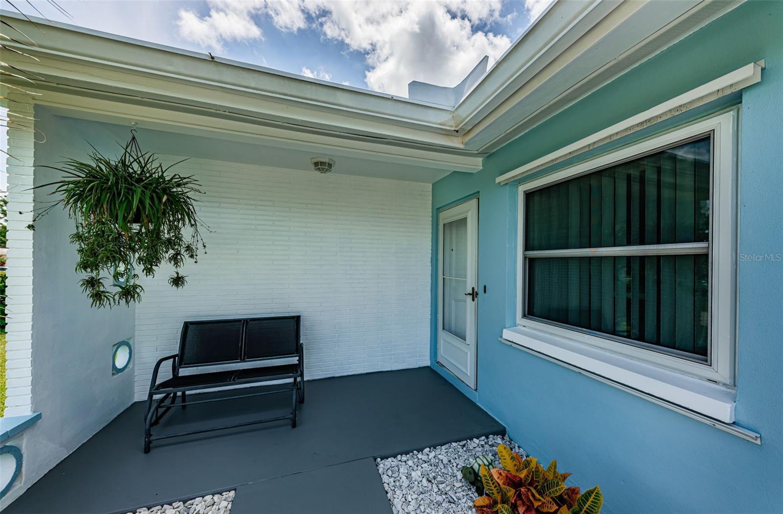 Property Photo:  2311 Whitman Street  FL 33765 
