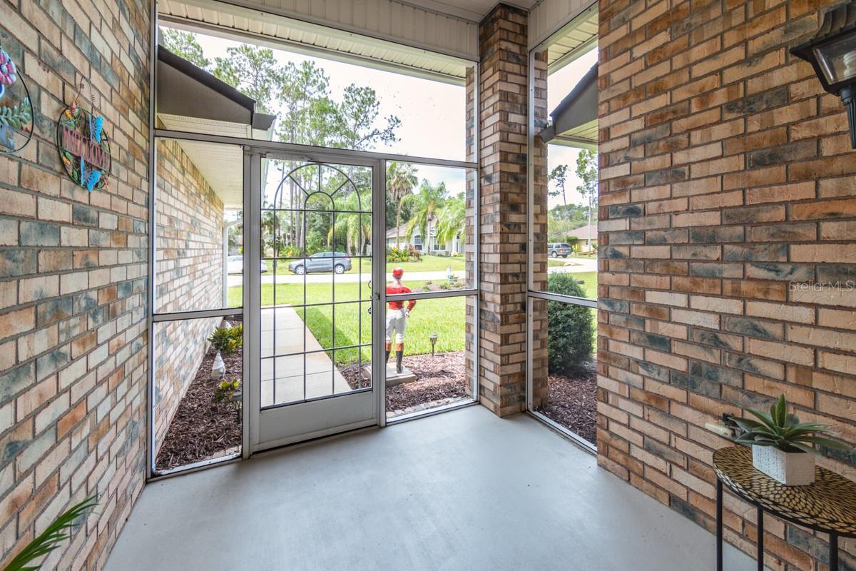 Property Photo: 4 Essington Lane FL 32164