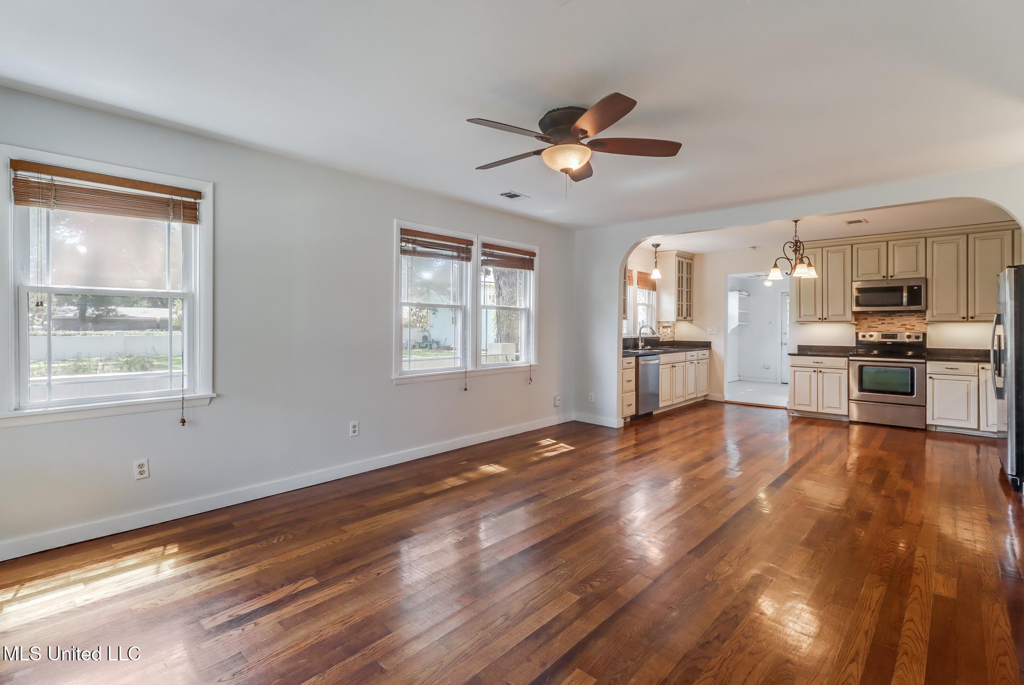 Property Photo:  1467 Wilkes Avenue  MS 39530 
