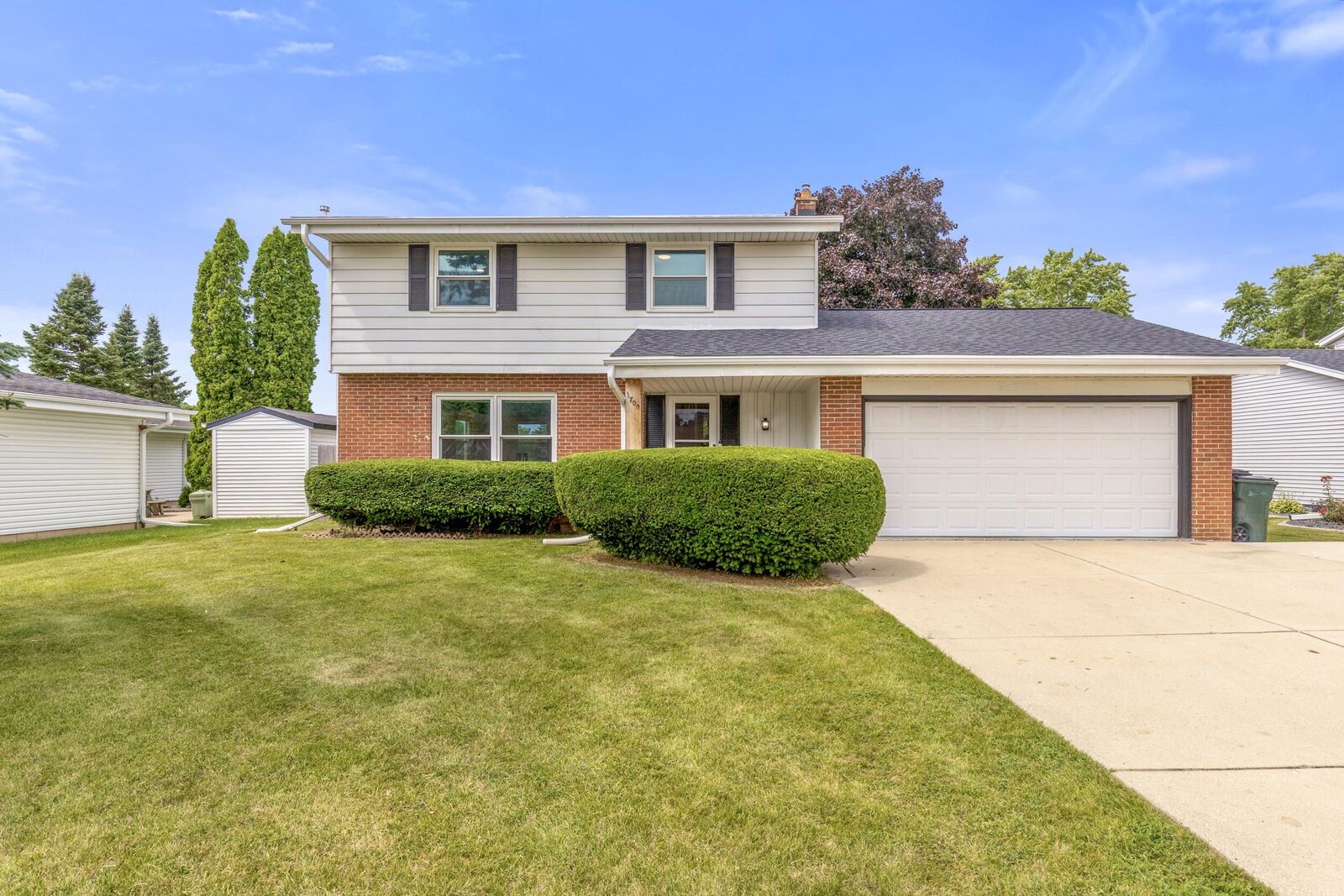 Property Photo: 1700 Drexel Blvd WI 53172