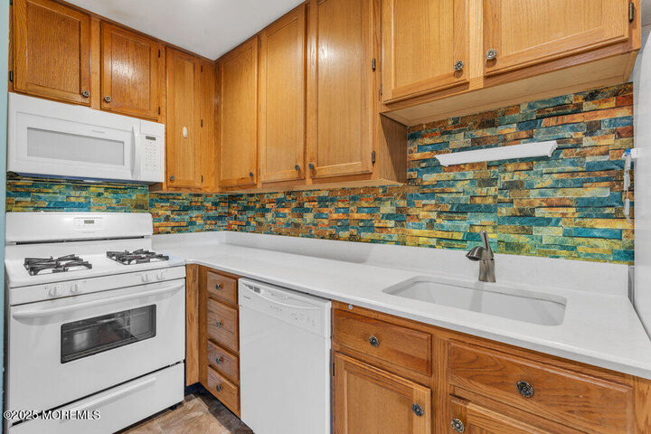 Property Photo:  4511 Birchwood Court  NJ 08902 