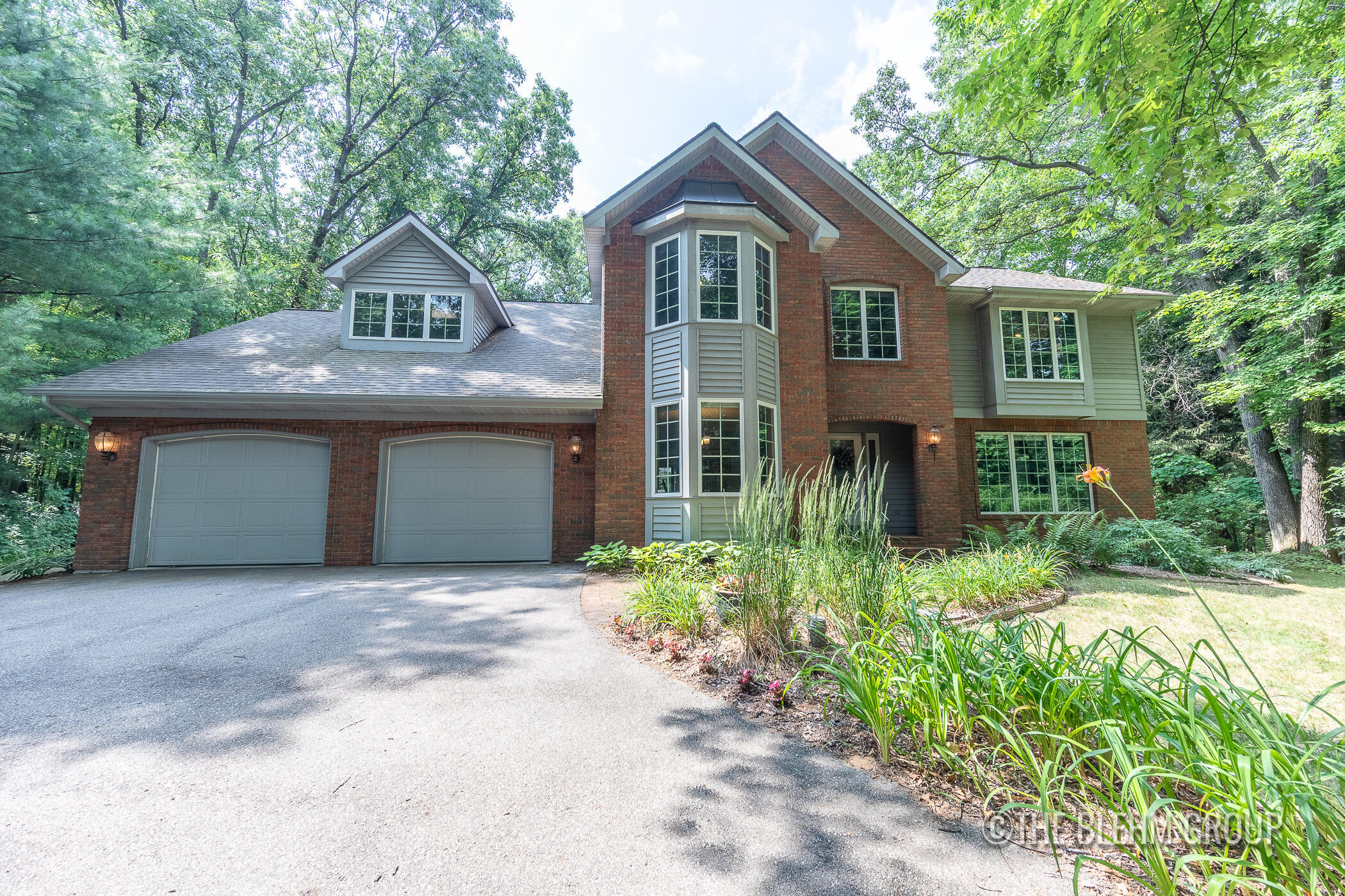 6340 Cannon Highlands Drive NE  Belmont MI 49306 photo