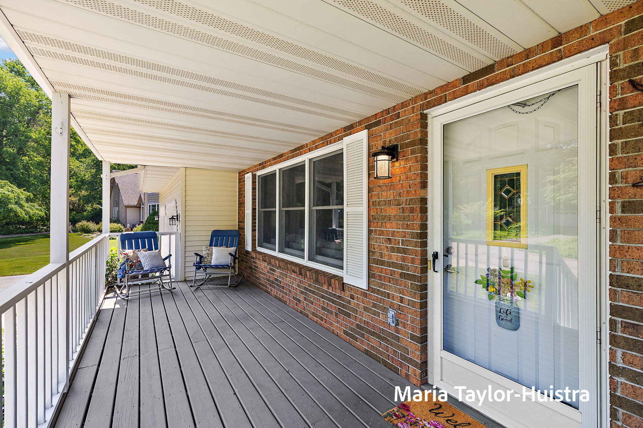 Property Photo: 16205 Suffolk Drive MI 49456