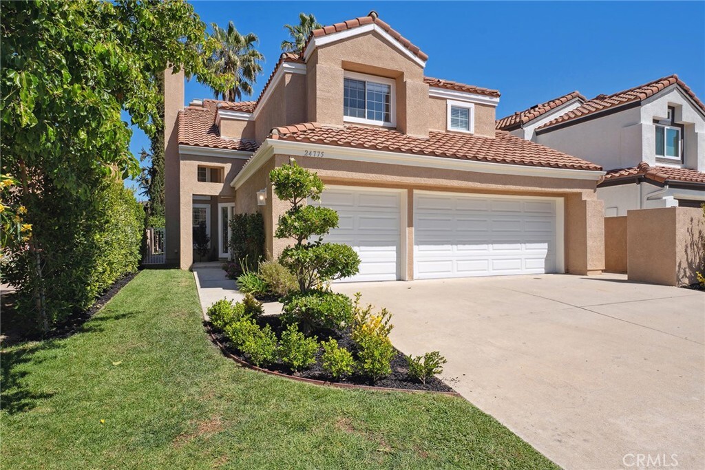 Property Photo: 24775 Calle Serranona CA 91302