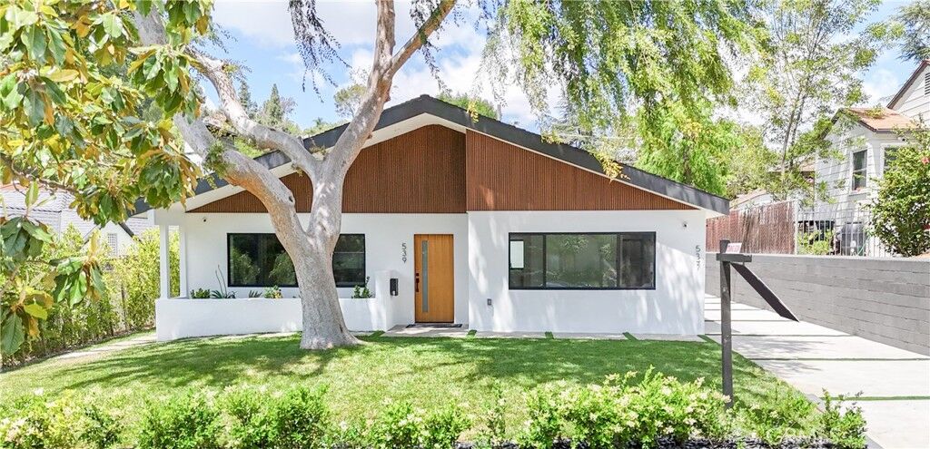 Property Photo:  539 Avon Avenue  CA 91105 