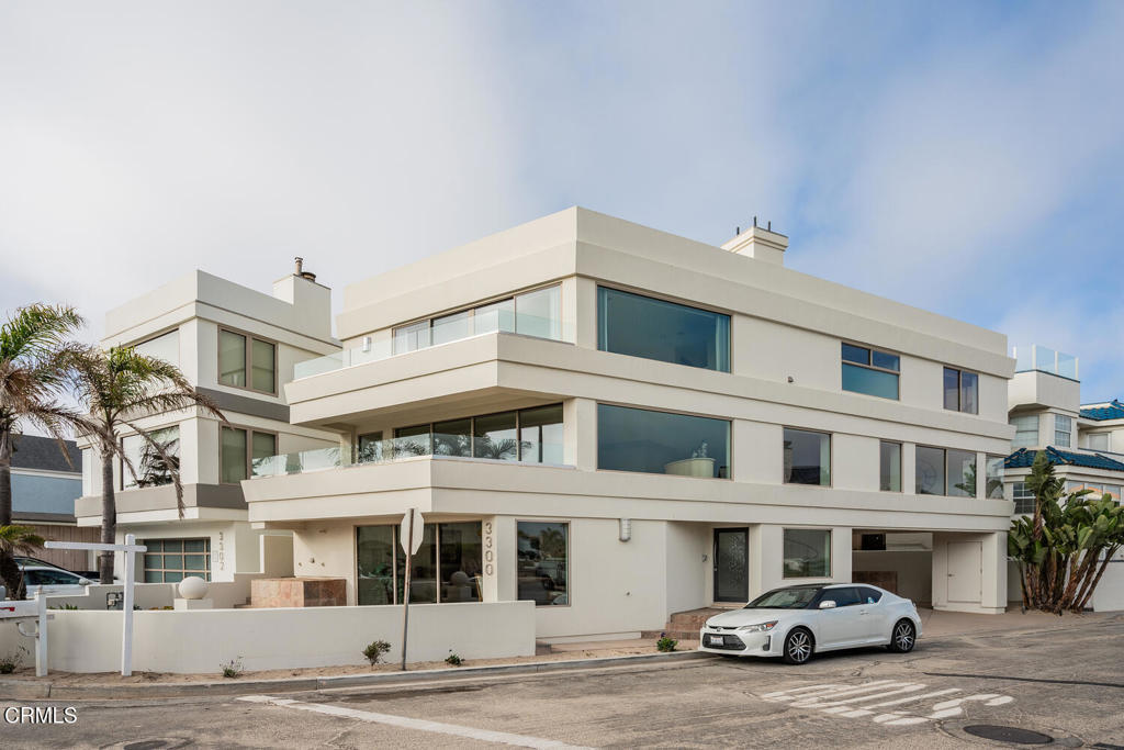 Property Photo:  3300 Ocean Drive  CA 93035 
