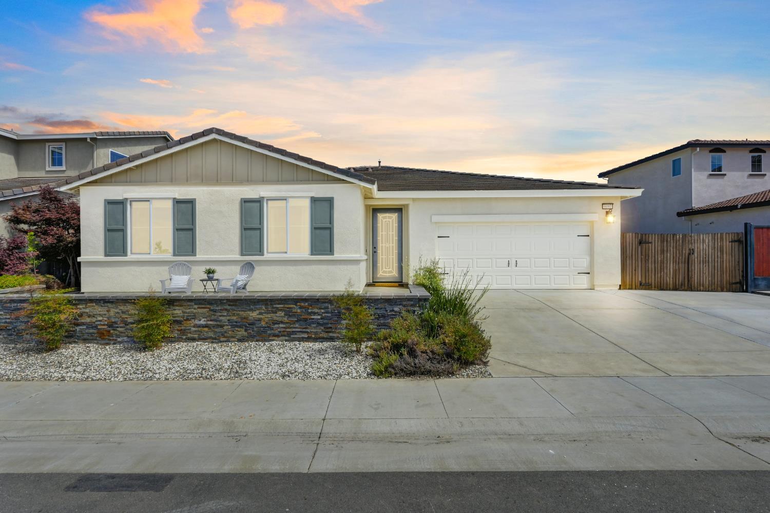 Property Photo:  9097 Royal Gorge Loop  CA 95747 