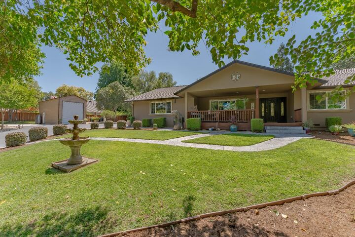 Property Photo:  5770 Hoffman Lane  CA 95628 