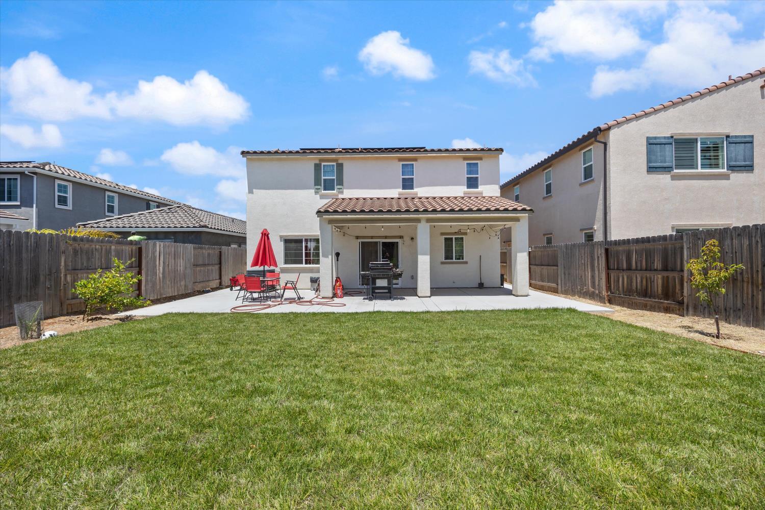 Property Photo: 1081 Stargate Drive CA 95747
