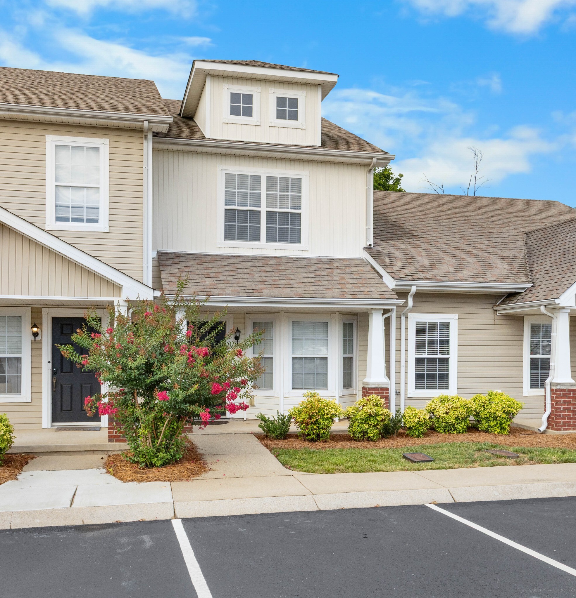 Property Photo: 25 Ellington Ter TN 37040