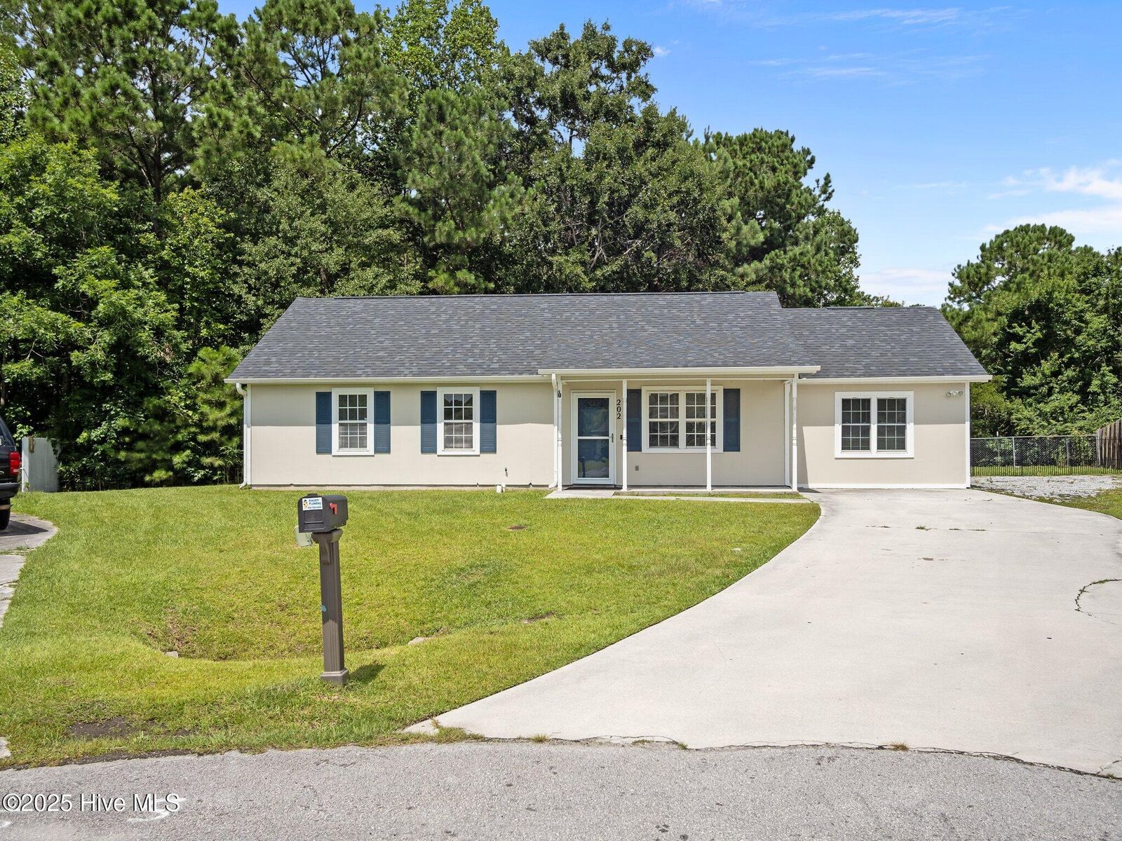 Property Photo:  202 Gray Fox  NC 28539 