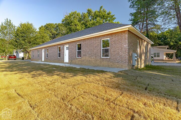 Property Photo:  808 Richmond Avenue  AR 72401 