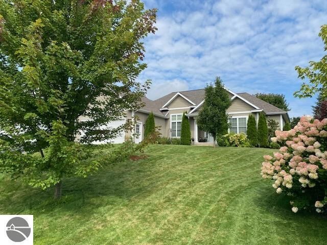 Property Photo:  2939 Ridge Trail Drive  MI 49684 
