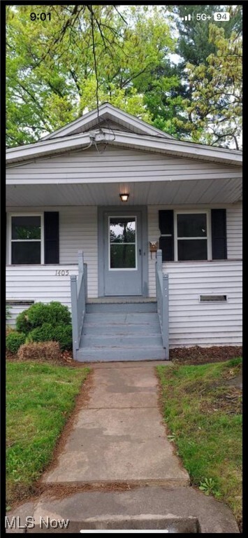 Property Photo: 1405 Brandon Avenue OH 44305