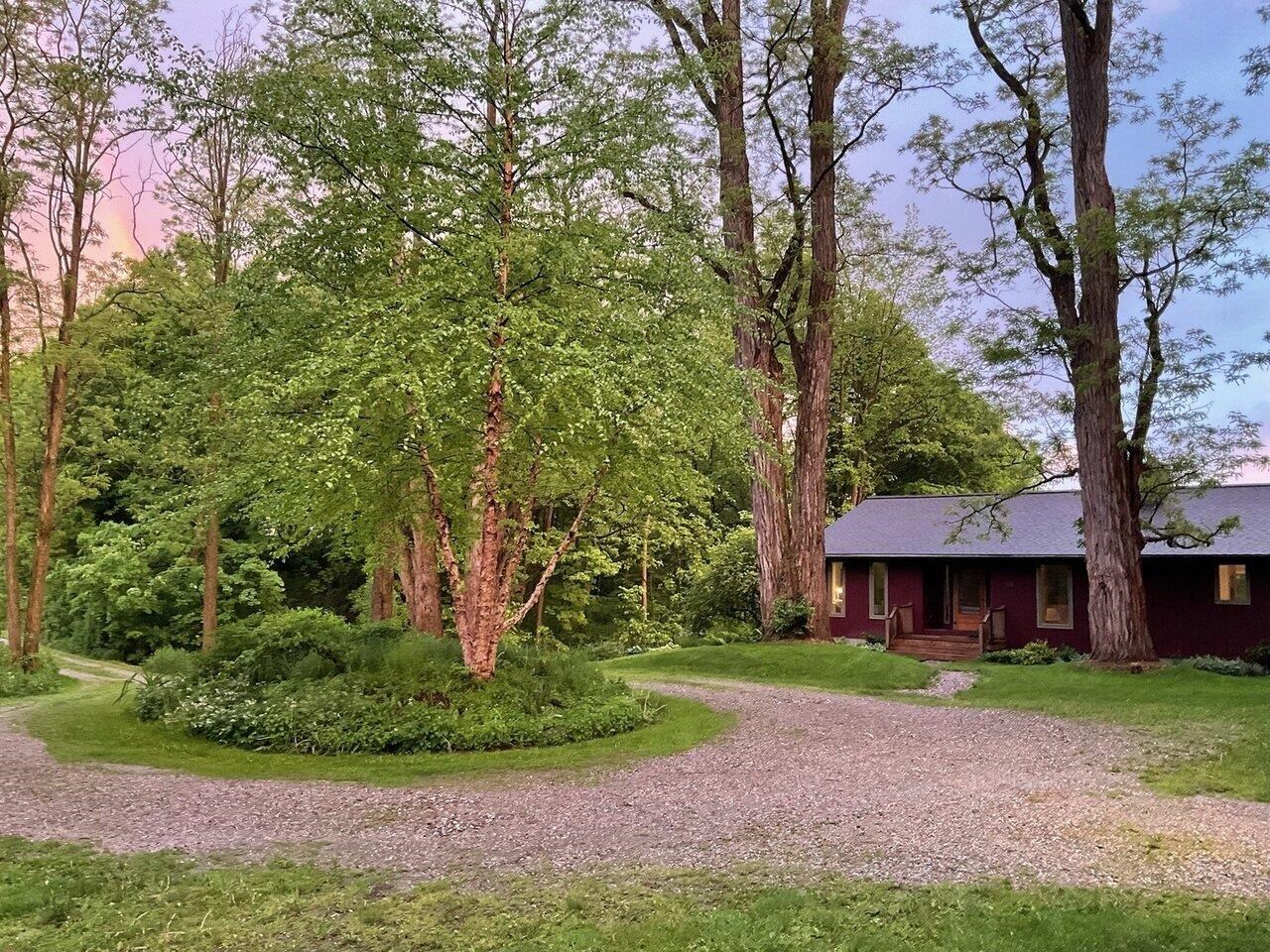 Property Photo: 531 Weed Road VT 05461