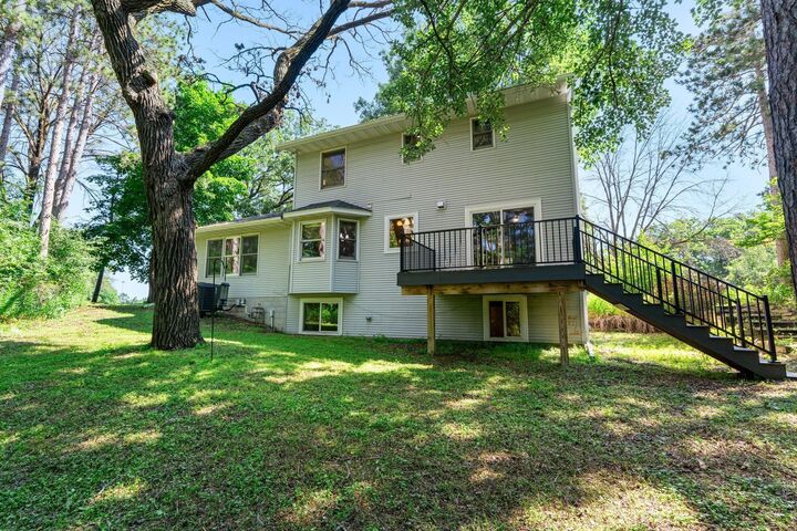 Property Photo: 621 Twelve Oaks Lane WI 54016