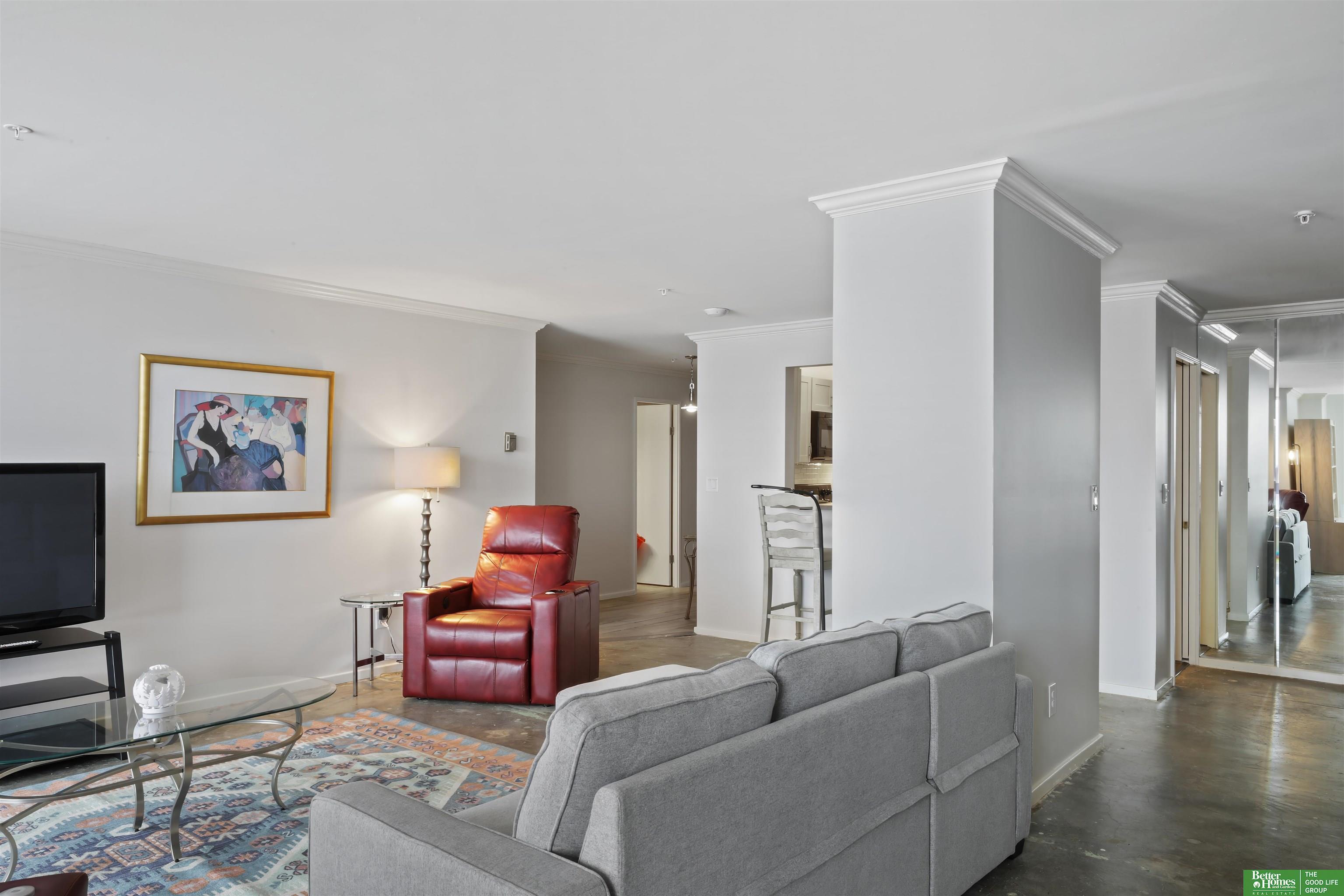 Property Photo: 3000 Farnam Street 5O NE 68131