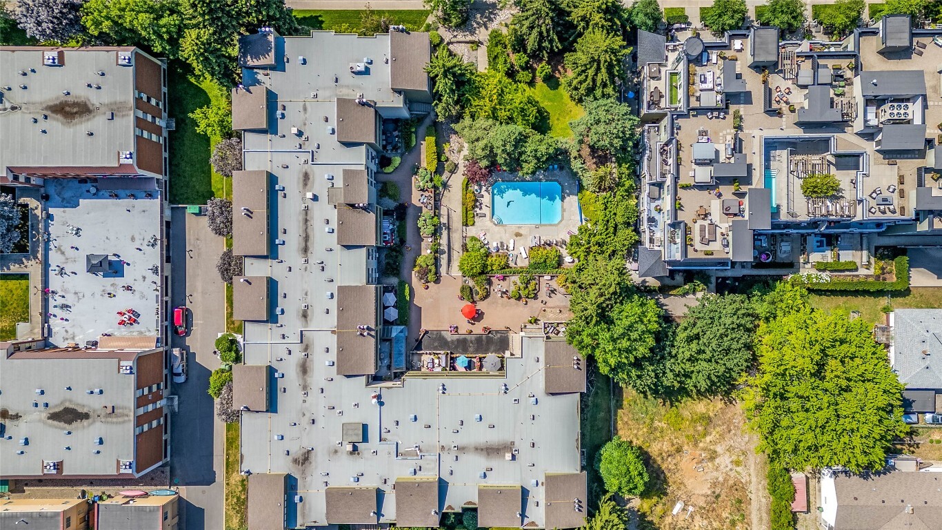 Photo de la propriété: 1056 Bernard Avenue 112 BC V1Y 8L7