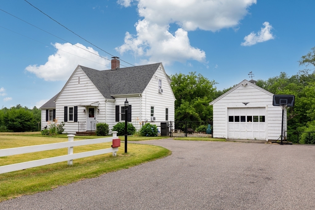 Property Photo: 272 Everett St. MA 02346