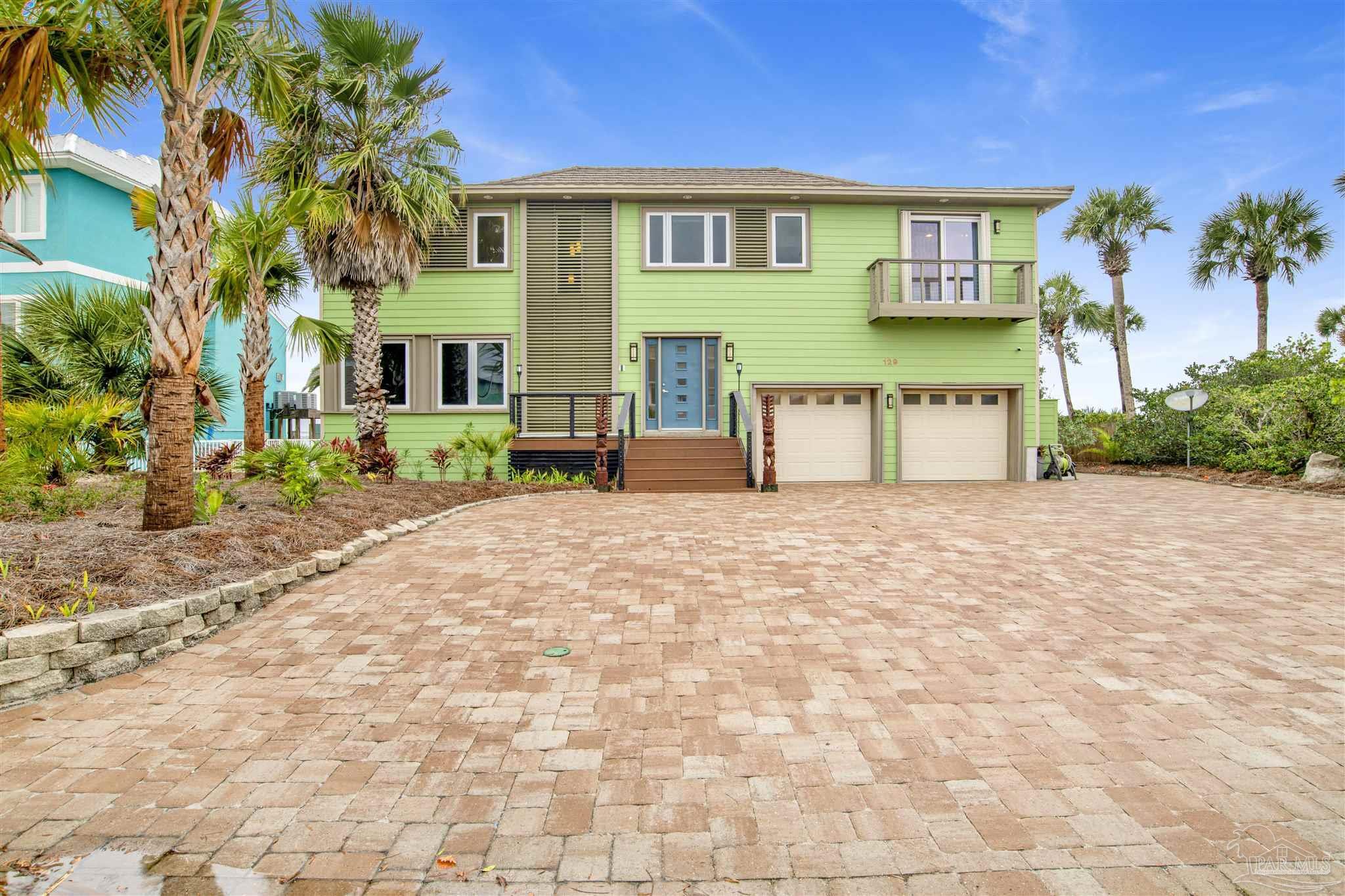 Property Photo: 129 Le Port Dr FL 32561