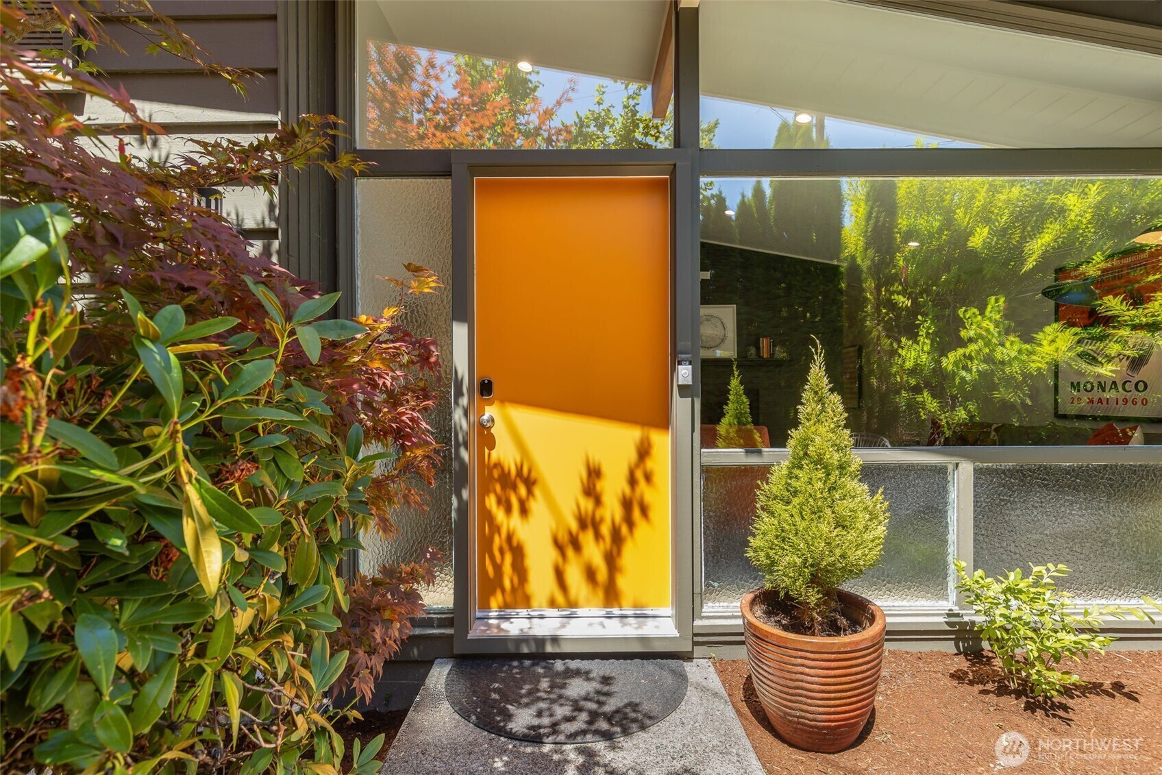 Property Photo:  15410 SE 10th Street  WA 98007 