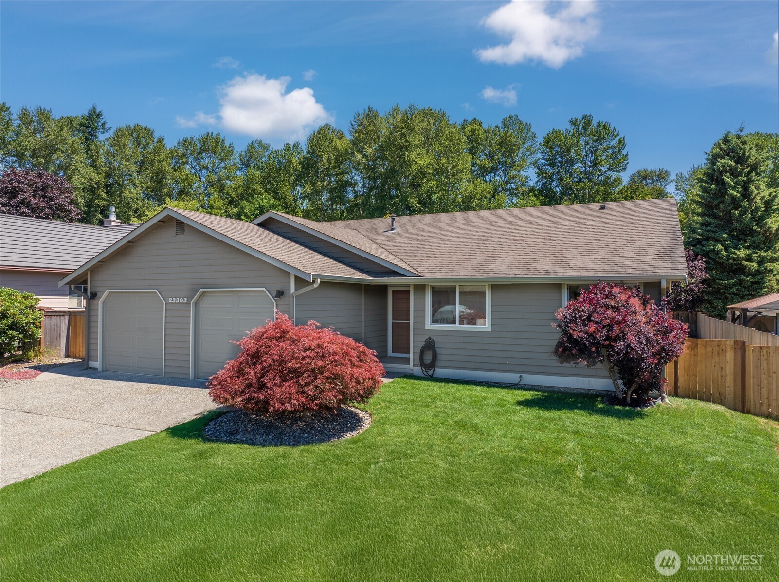 Property Photo: 23303 13th Place W WA 98021