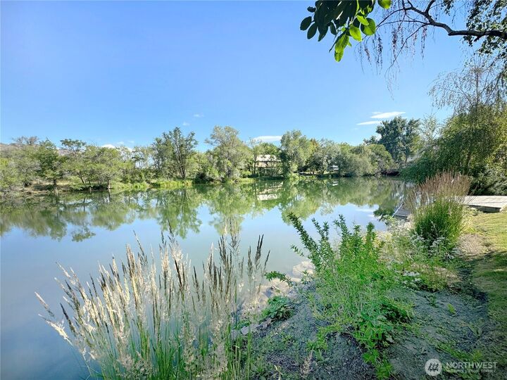 Property Photo:  1616  Cherry Street  WA 98844 