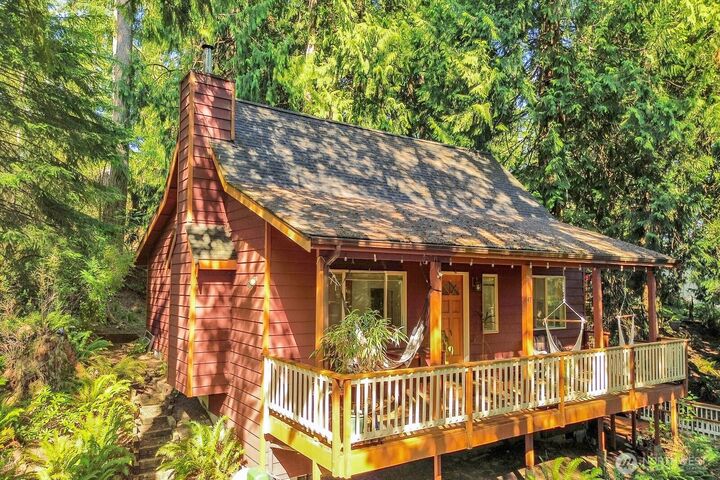 Property Photo:  47  Rocky Ridge Drive  WA 98229 