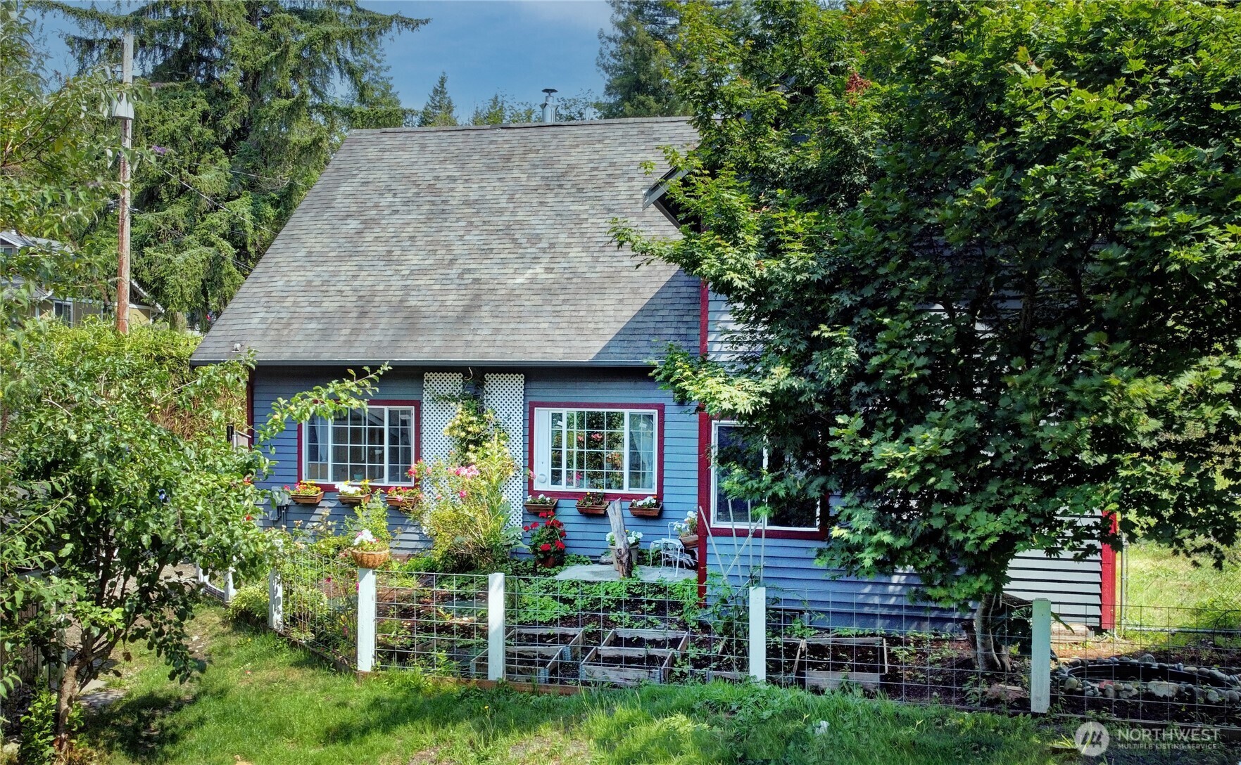 Property Photo: 35904 SE 46th Street WA 98024