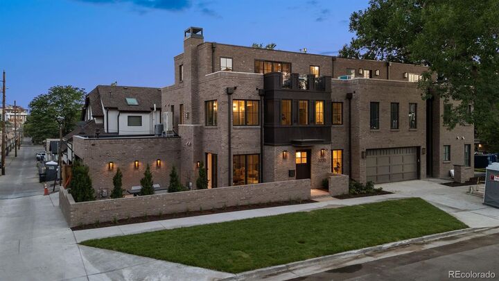 Property Photo: 3330 E 4th Avenue CO 80206