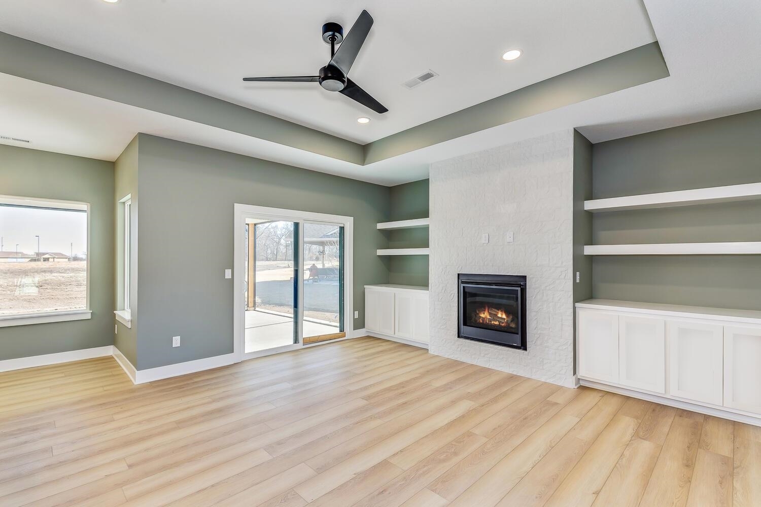 Property Photo: 1430 N Emerald Valley Drive KS 67110