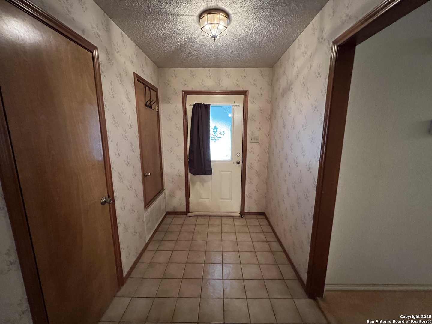 Property Photo: 157 Guadalupe River Dr TX 78155