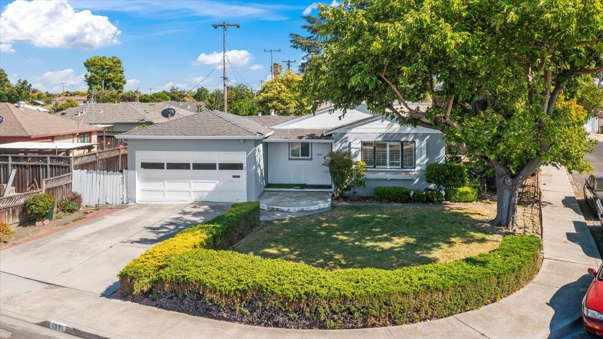 Property Photo: 1991 Santa Inez Court CA 95051