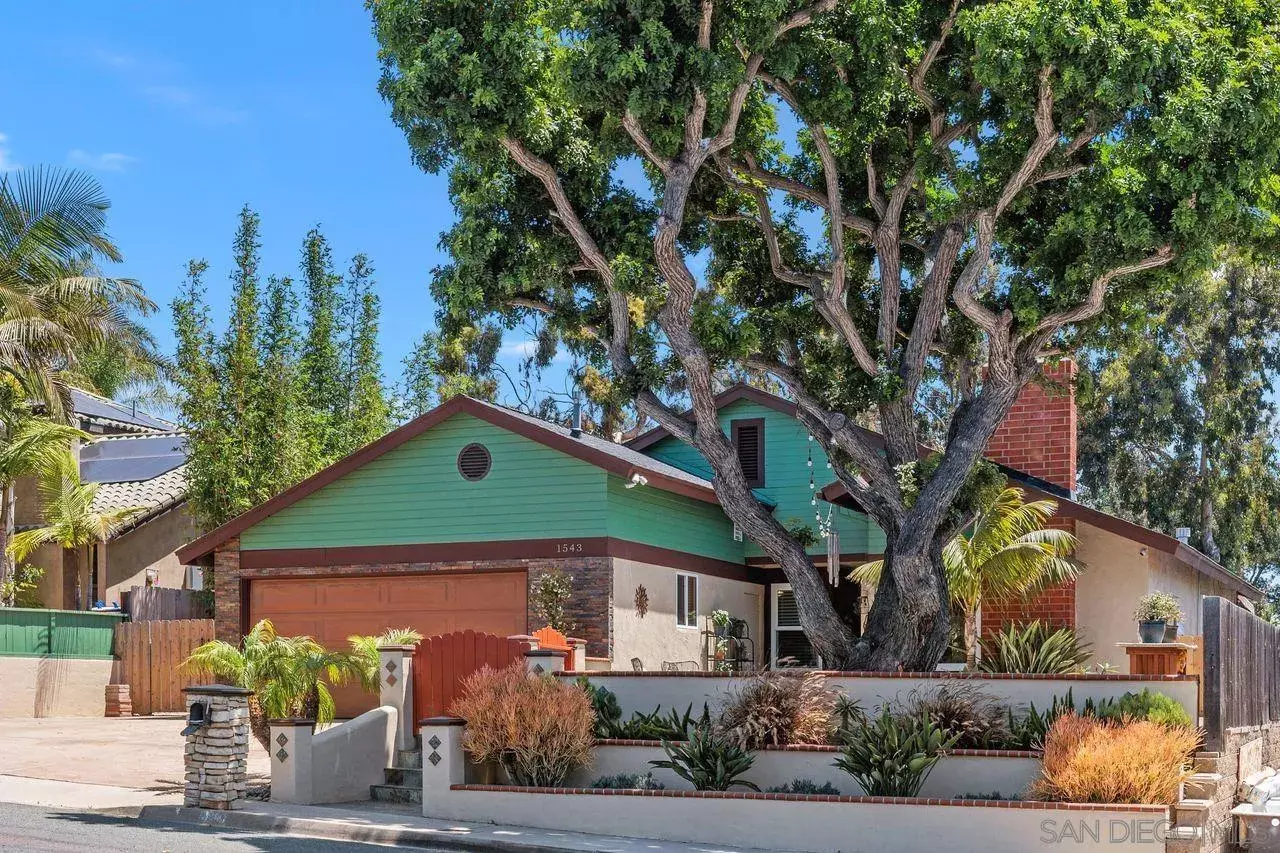 Property Photo:  1543 Villa Cardiff  CA 92007 